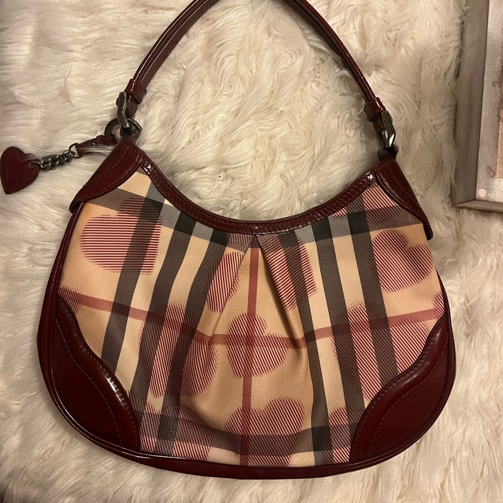 Burberry heart nova check bag!